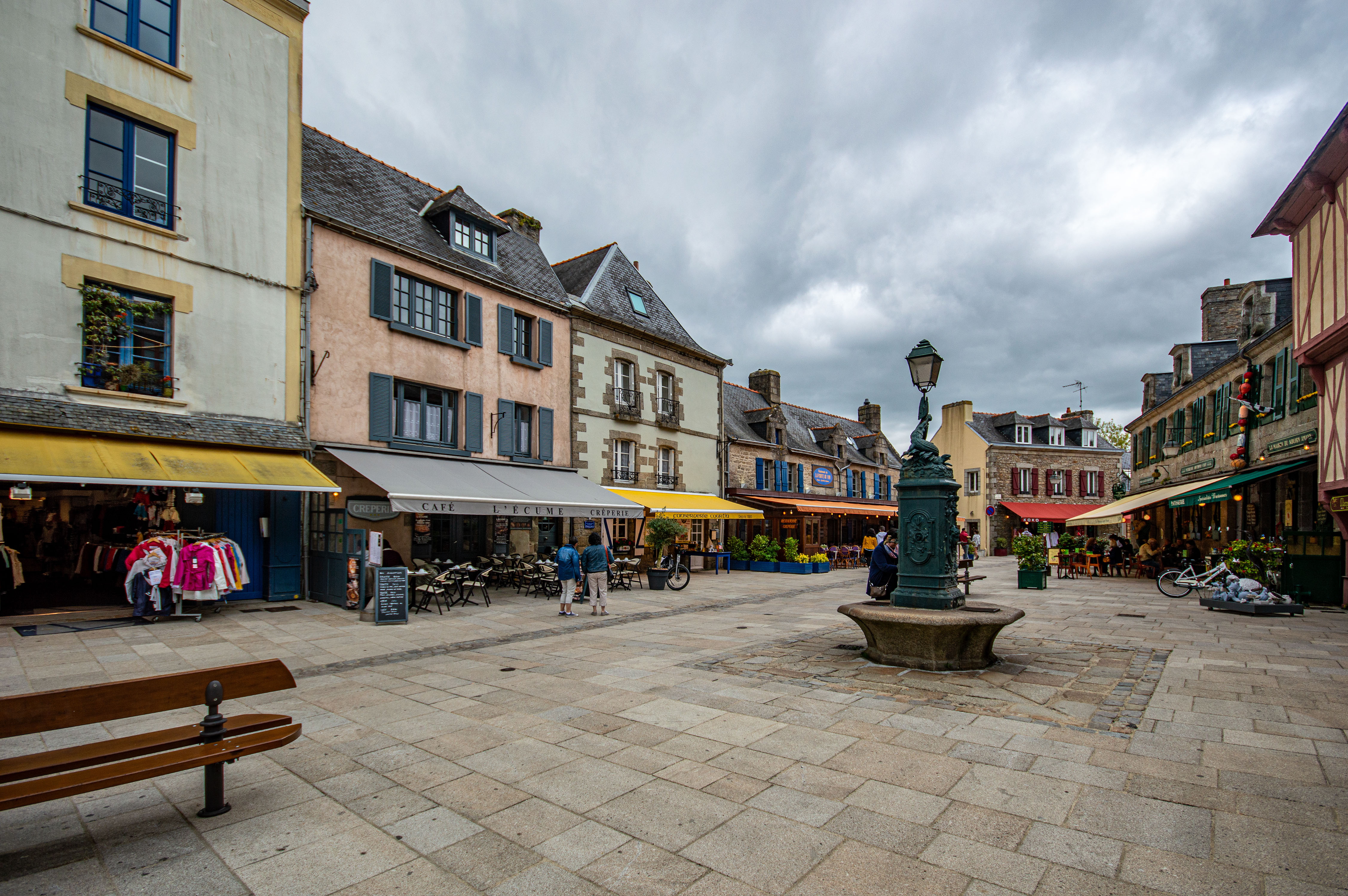 Ville_close_de_Concarneau_Rue_Vauban_D3200_04232018_615.jpg