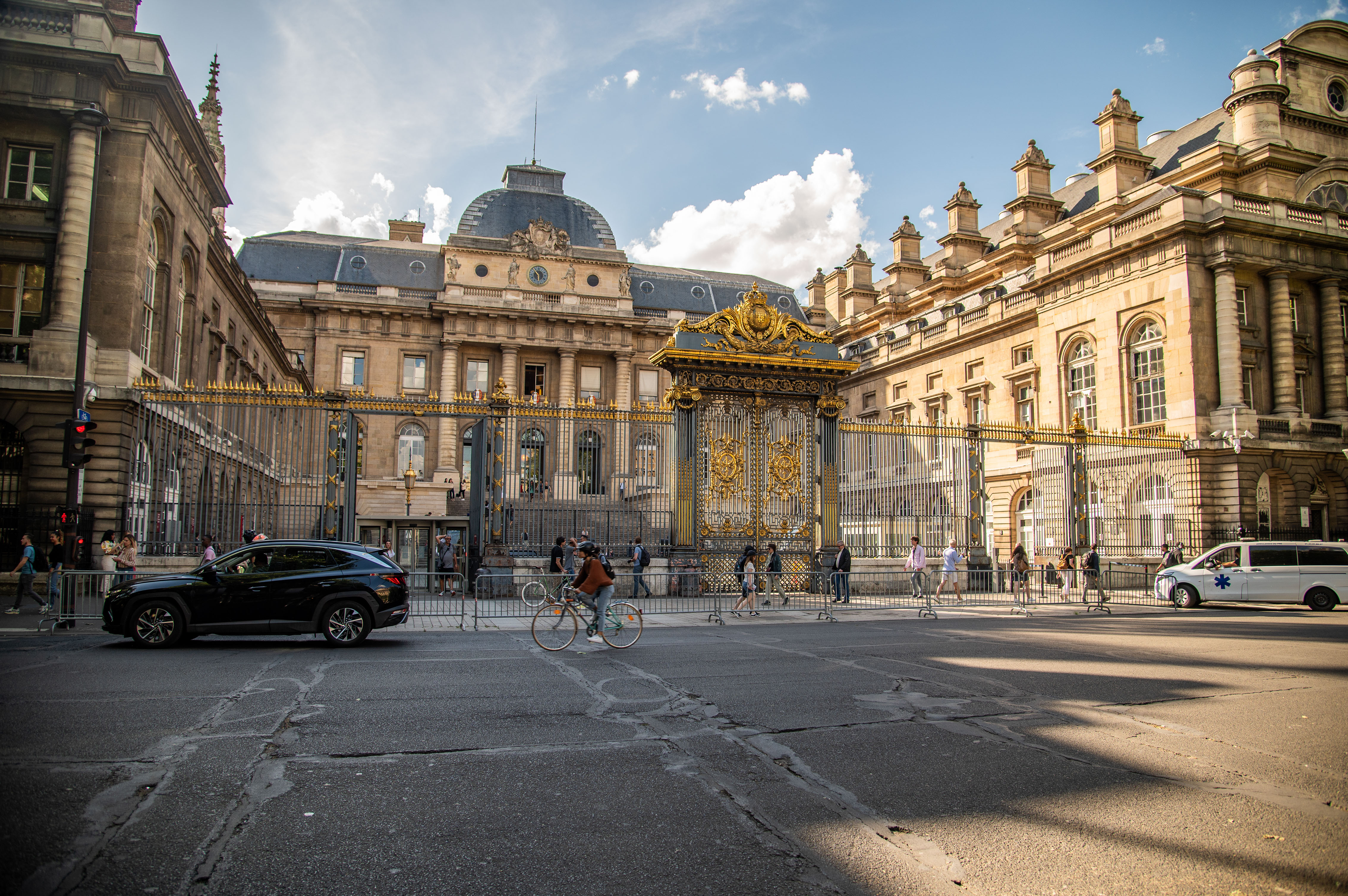 entrance to the Palais-Royal