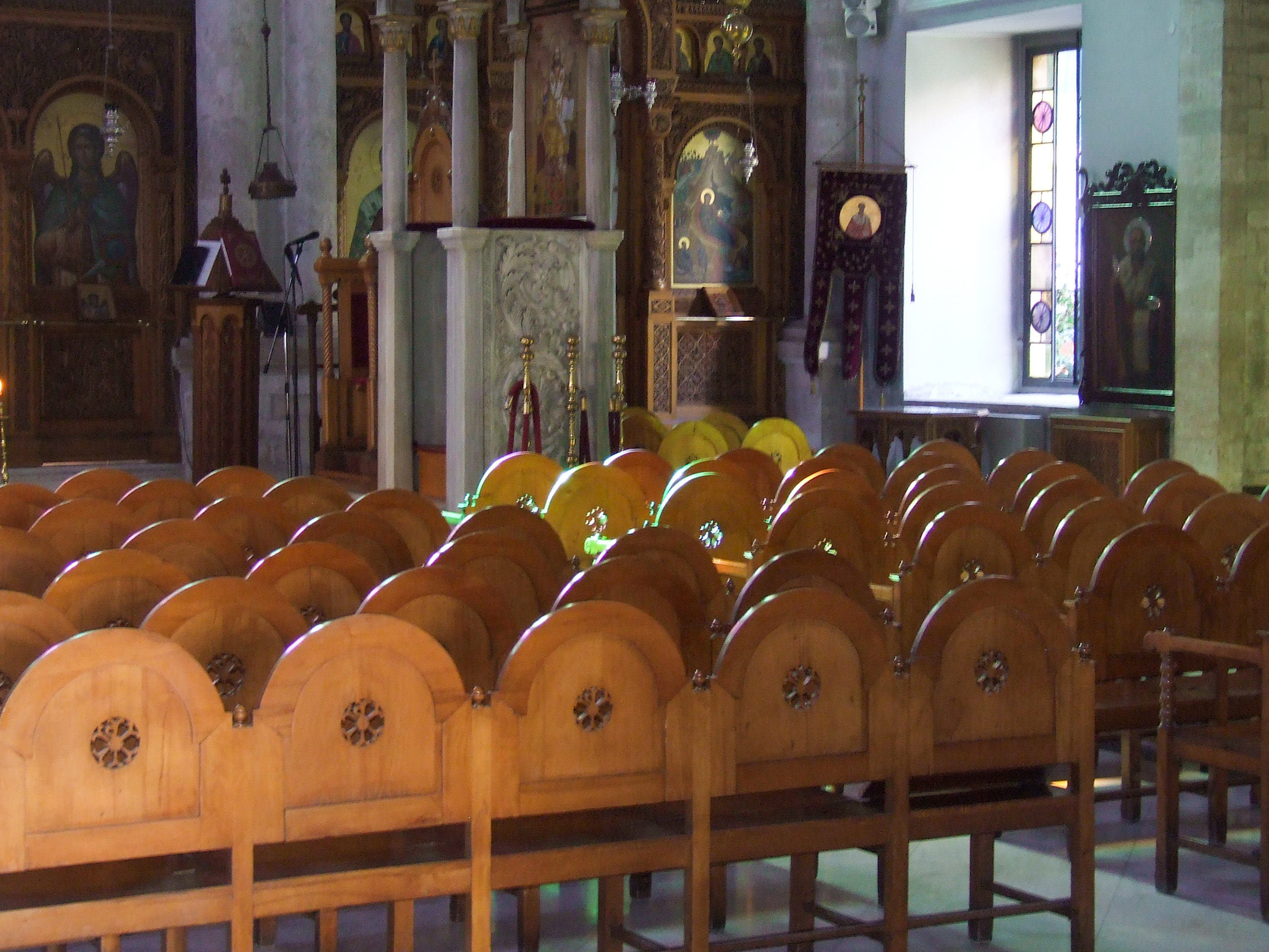 rows of wooden pews