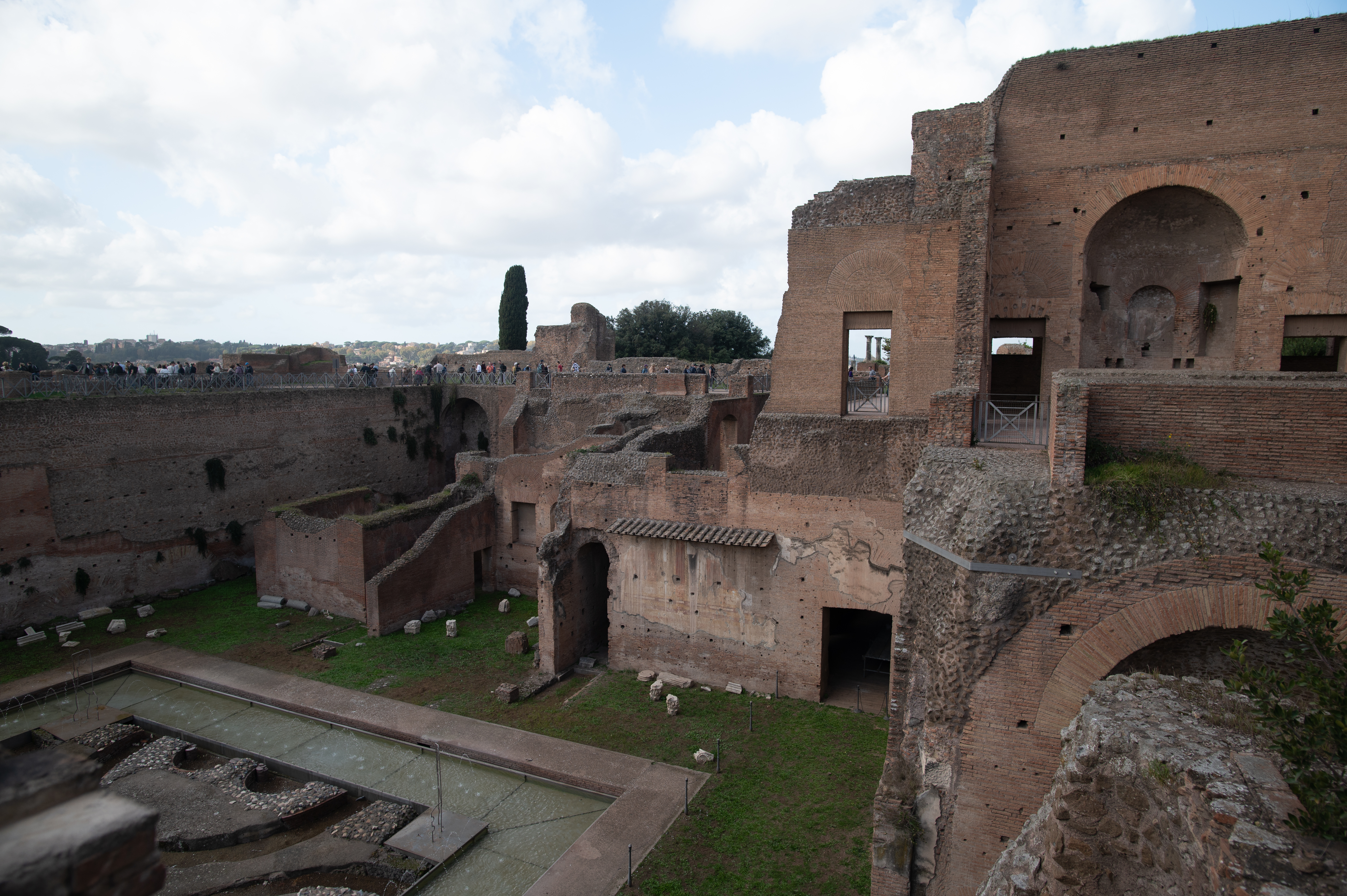 link to Domus Augustana