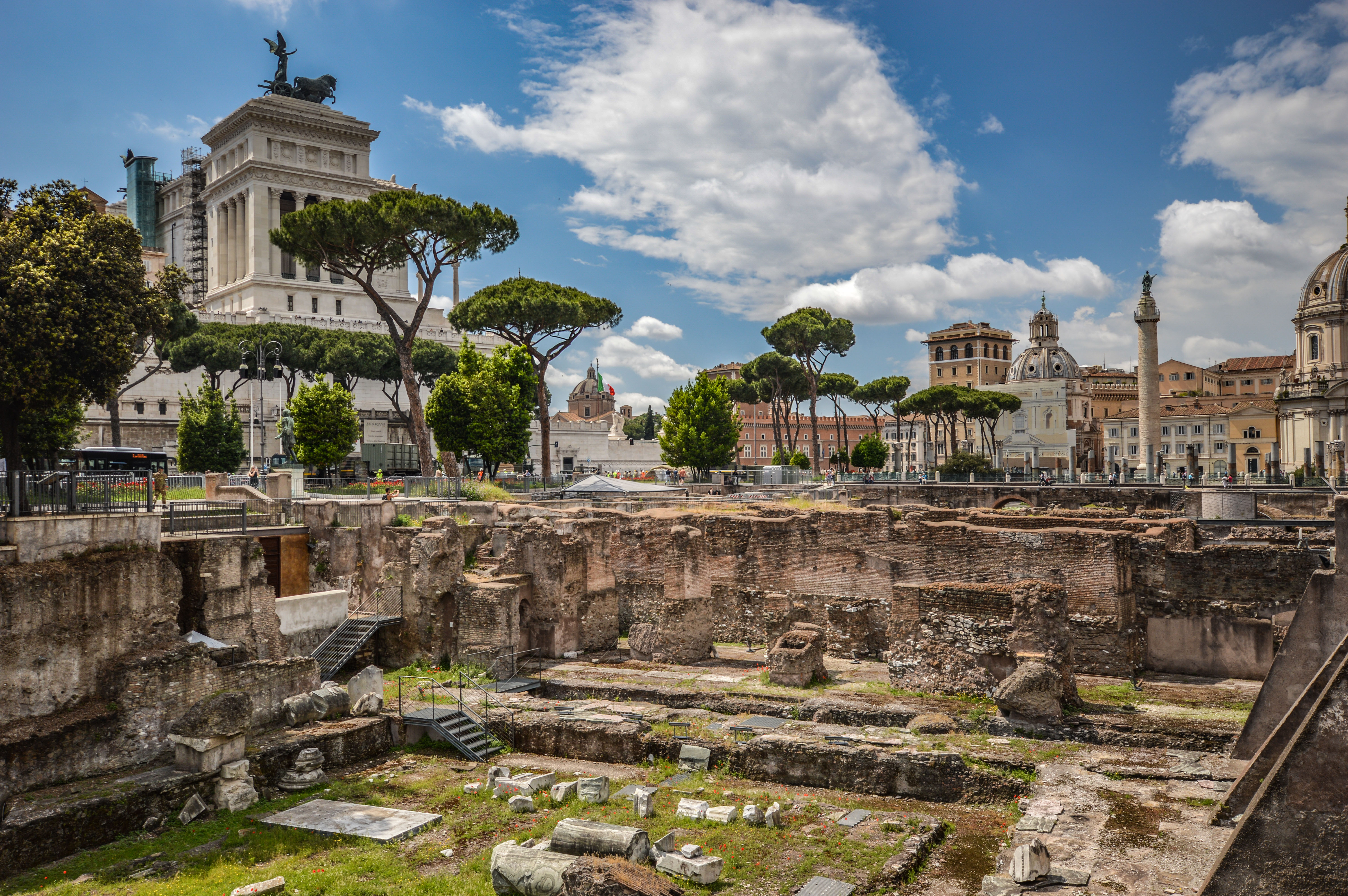 ancient ruins of the Roman Forum