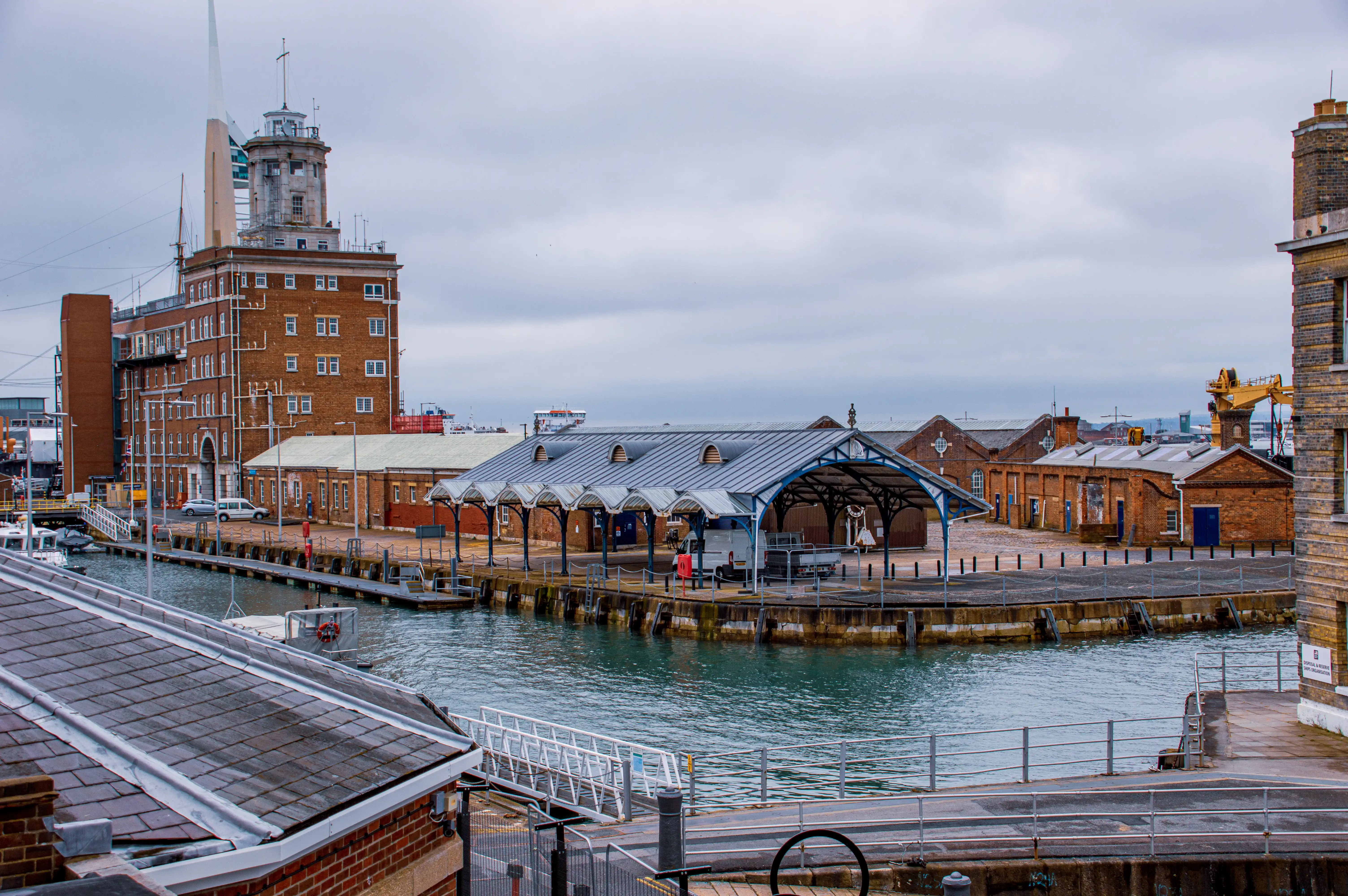 image link to Historic Dockyard page